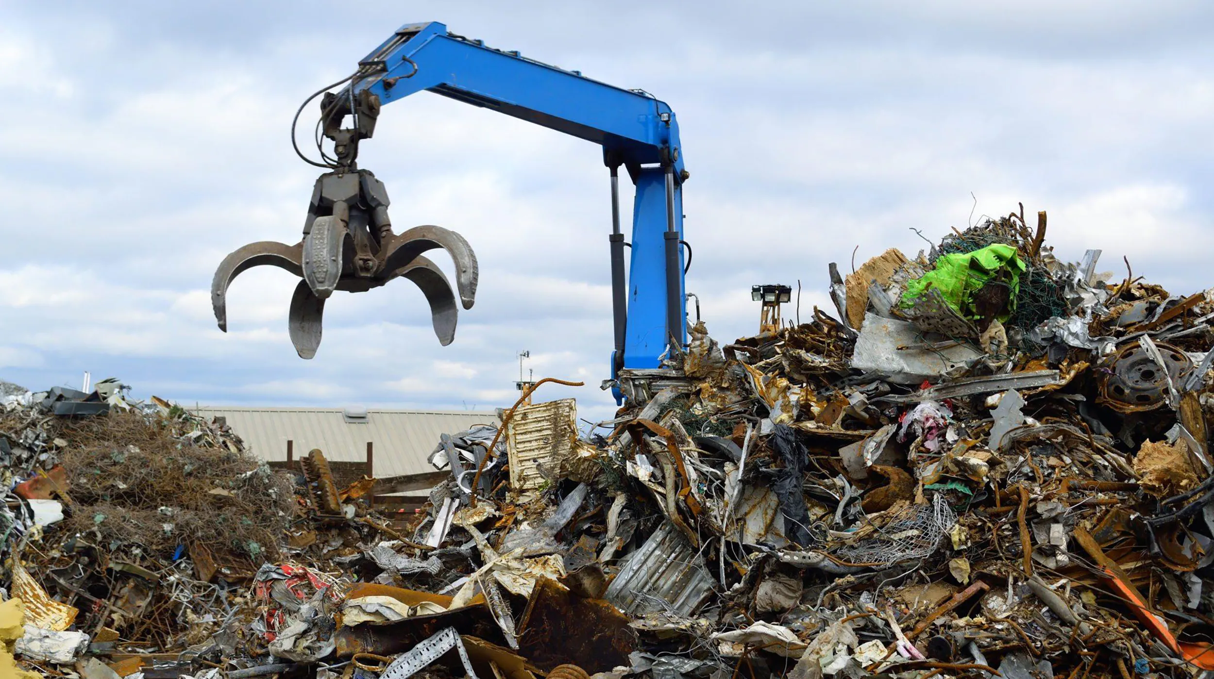 Aslanlar Geri Dönüşüm